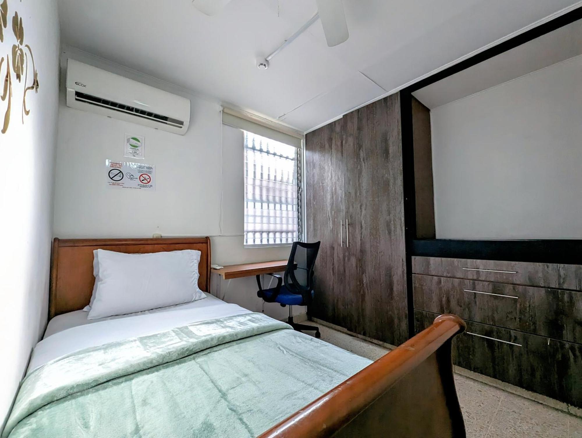 Hostal Yoha Kota Panama Bagian luar foto