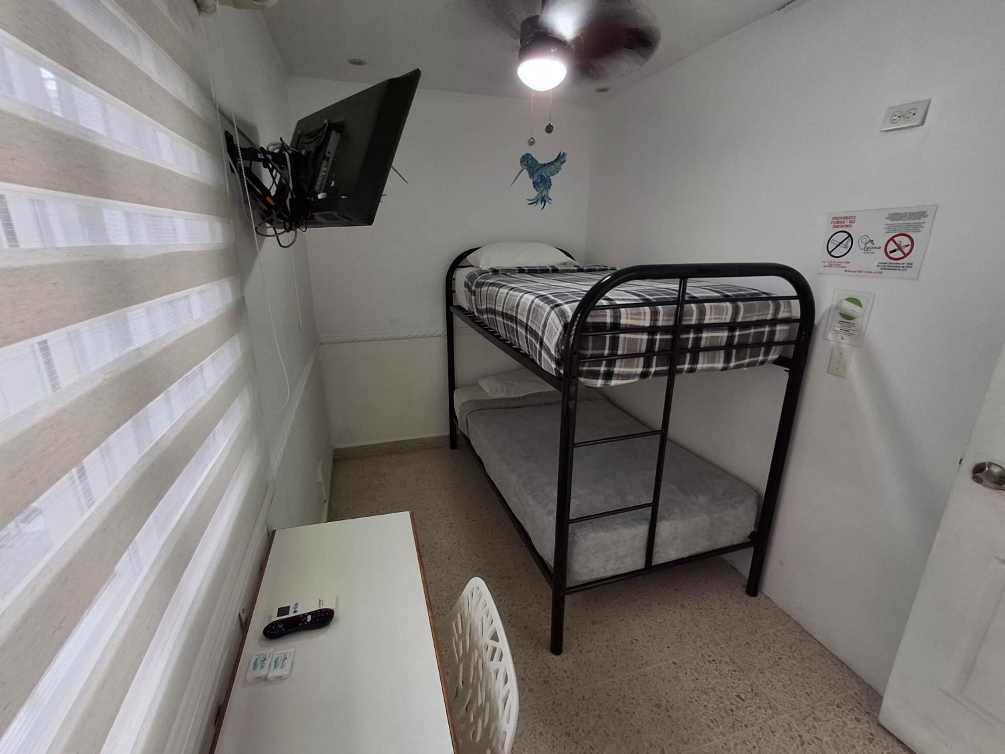 Hostal Yoha Kota Panama Bagian luar foto